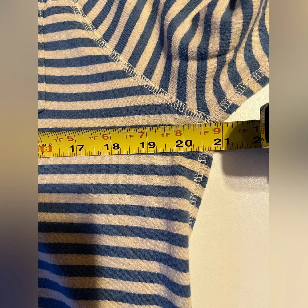 Men’s J.Crew Double-knit long-sleeve raglan crewneck T-shirt blue/cream stripe M